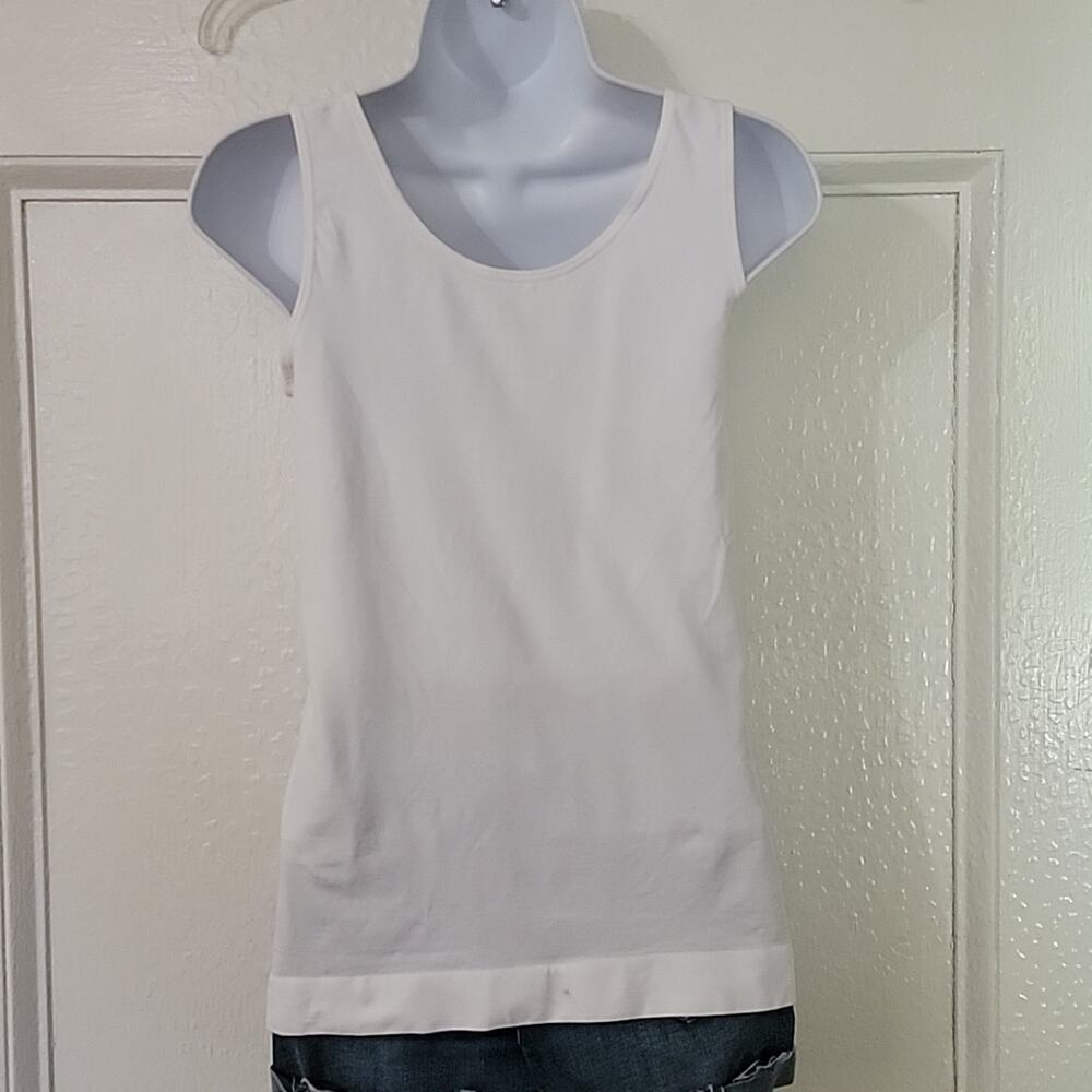 NWT Versatile White Vassarette Camisole sz 8/XL - Picture 4 of 4